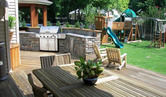 What to Look for in a Deck Builder and How to Tell If One Is Right for You?