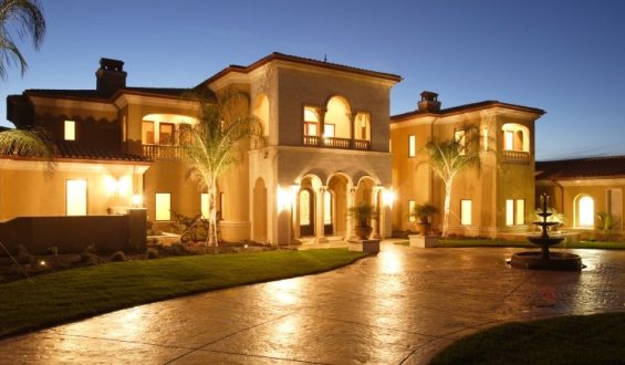 A Look Into Beverly Hills’s Luxurious homes: Designs & More